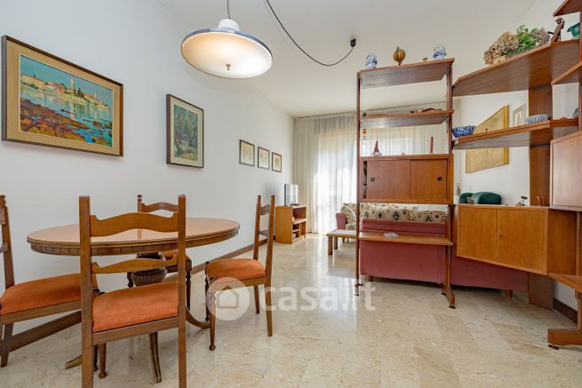 Appartamento in residenziale in Via Emilia 9