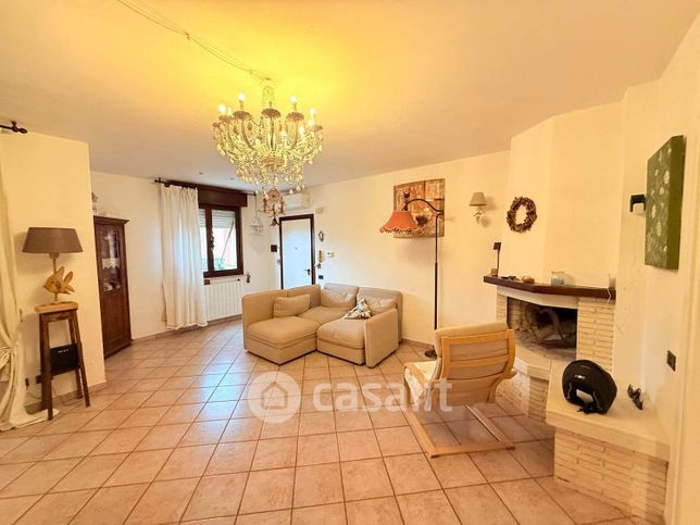 Appartamento in residenziale in Via Battista Sforza