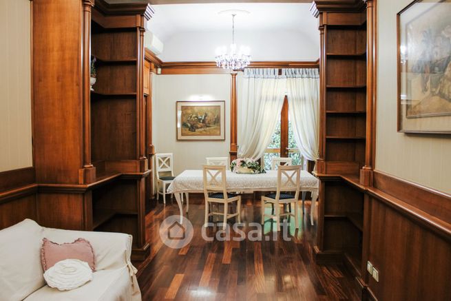 Appartamento in residenziale in Via F. Bianchini 6
