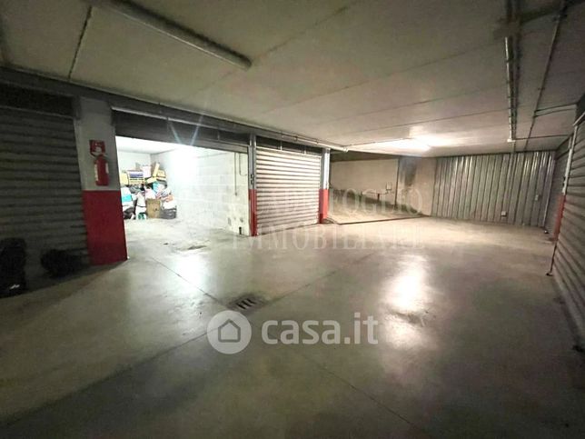 Box/posto auto in residenziale in Via dei Gelsi 102
