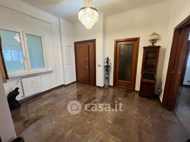 Appartamento in residenziale in Via Filippo Nicolai 90