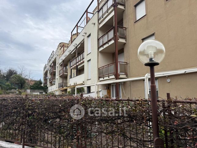 Appartamento in residenziale in Via della Colletta 57