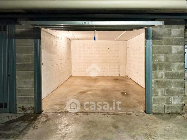 Garage/posto auto in residenziale in Via Bazzana Inferiore 1