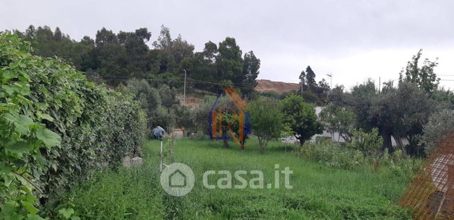 Terreno agricolo in commerciale in 