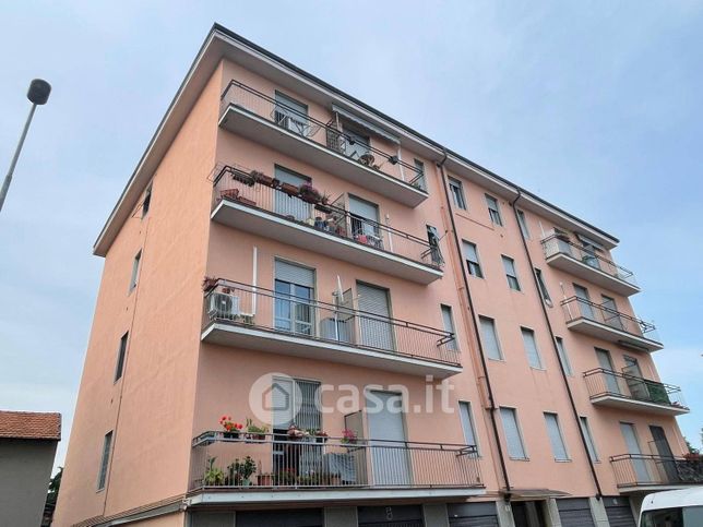 Appartamento in residenziale in Via Francesco Petrarca 5