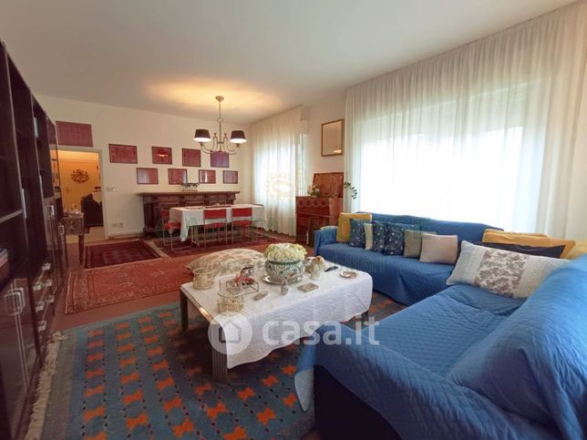 Appartamento in residenziale in Via Edmondo de Amicis