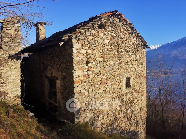 Rustico/casale in residenziale in Strada Senza Nome