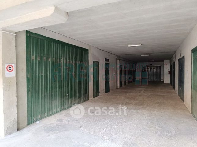 Garage/posto auto in residenziale in Via Argine Destro 347