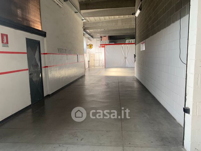 Capannone in commerciale in Passo Ponte Carrega