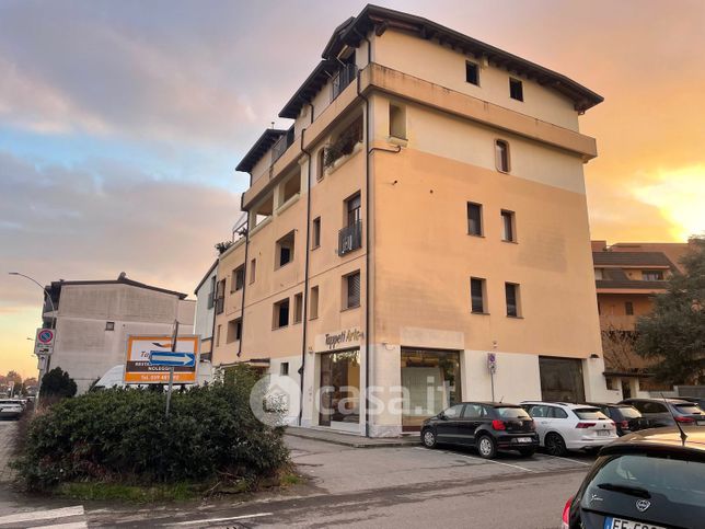 Appartamento in residenziale in Via C. Porta 38