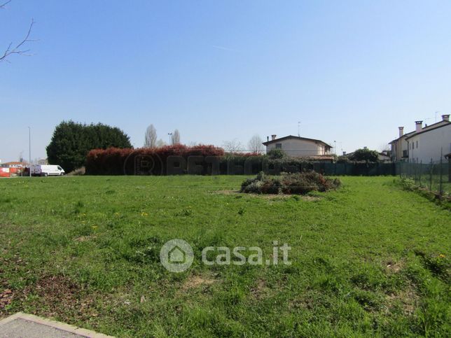Terreno edificabile in residenziale in 