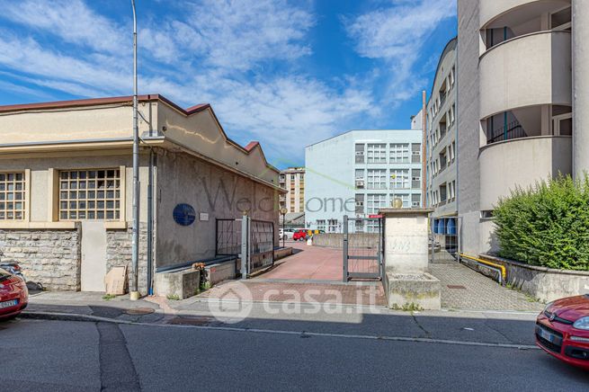 Garage/posto auto in residenziale in Via dei Mille