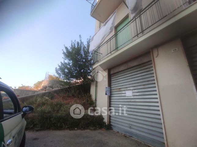 Garage/posto auto in residenziale in Via San Nicola dei Greci 1