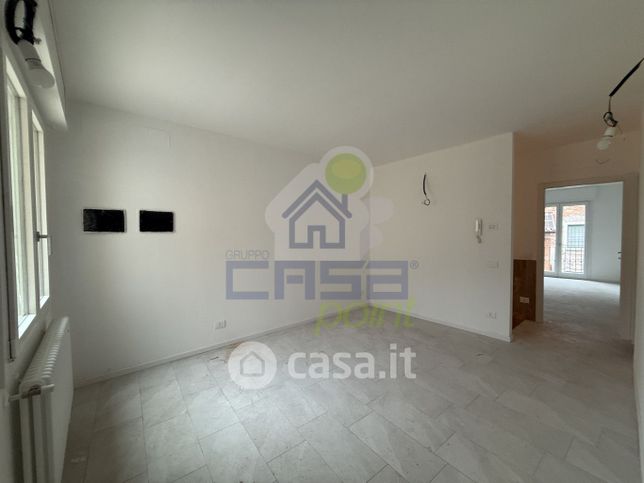 Appartamento in residenziale in Via Giovanni Favagrossa