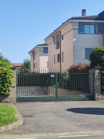 Box/posto auto in residenziale in Via XXIV Maggio 63