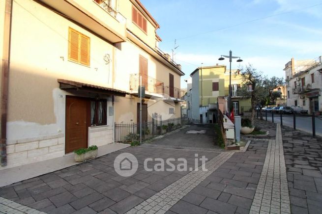 Appartamento in residenziale in Via Luigi Paceri 16