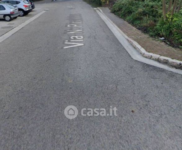 Terreno agricolo in commerciale in Via N. Piccinino