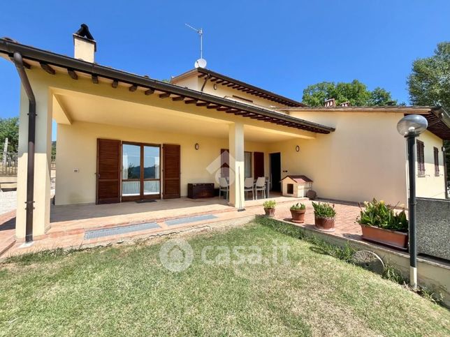 Villa in residenziale in Località Paradiso