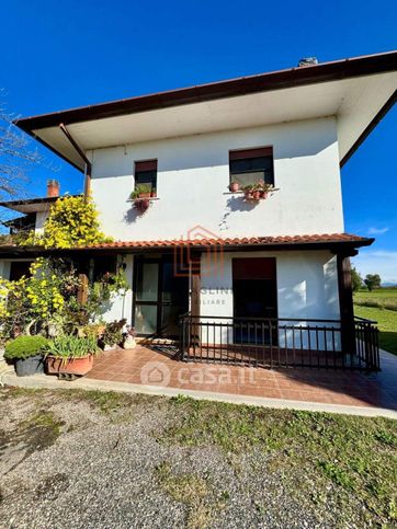 Appartamento in residenziale in Via Fosso