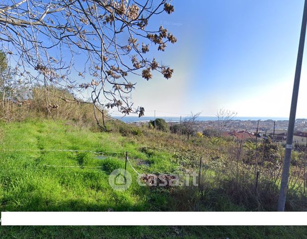 Terreno edificabile in residenziale in Strada Statale 16 Adriatica