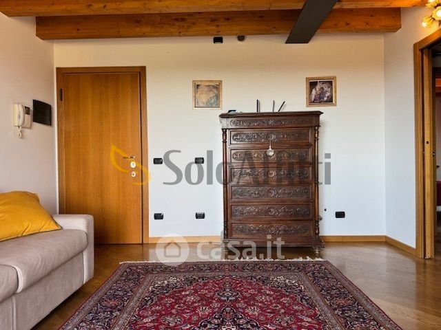 Attico/mansarda in residenziale in Via Giacomo Leopardi 17