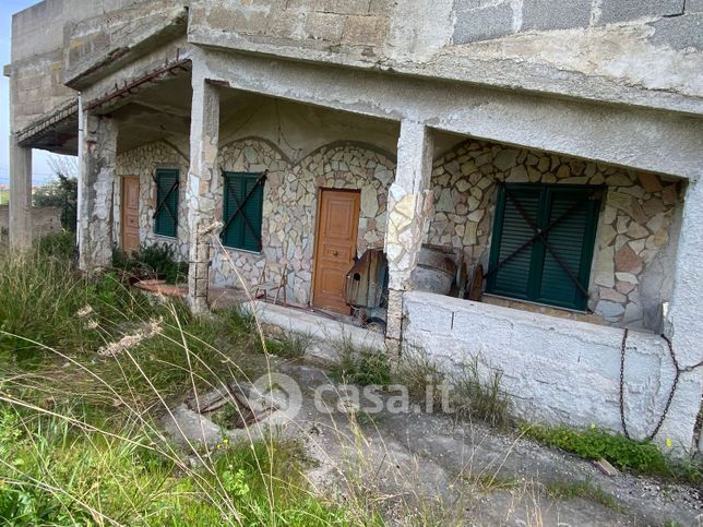 Villa in residenziale in Strada finaite