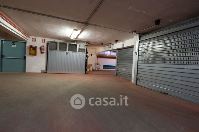 Garage/posto auto in residenziale in Via San Godenzo 184