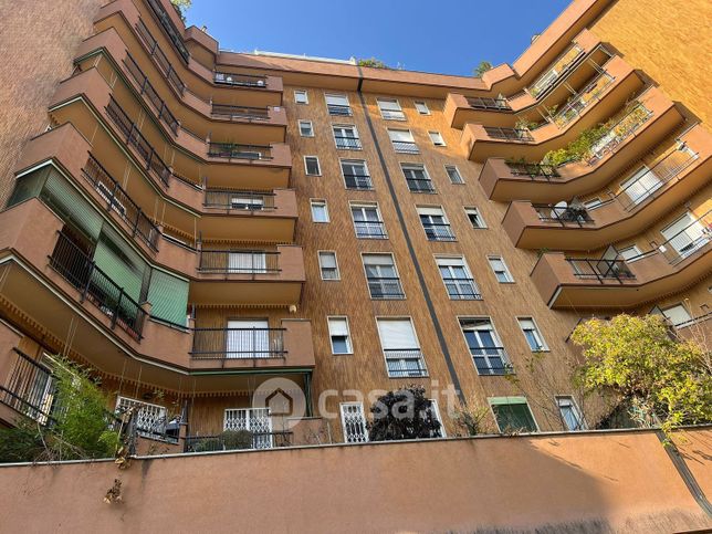 Appartamento in residenziale in Viale Giovanni Suzzani 283