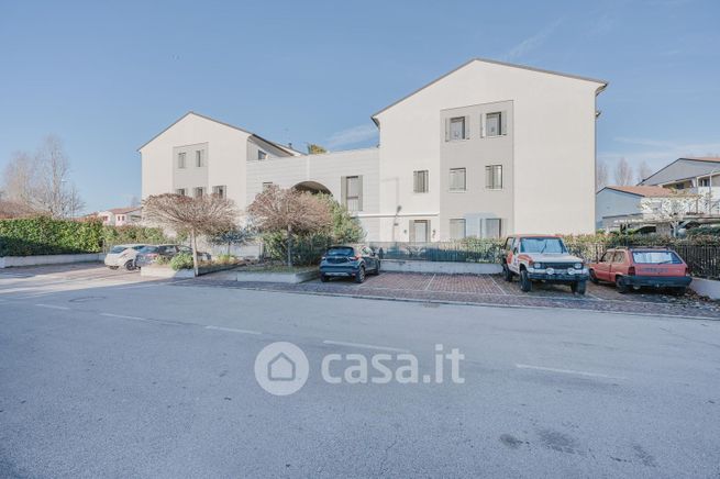 Appartamento in residenziale in Via Pisa