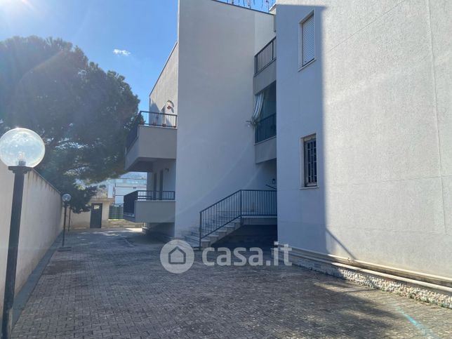 Appartamento in residenziale in Via Sambucia 18