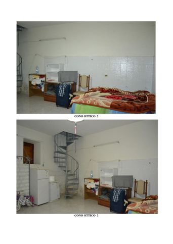 Appartamento in residenziale in Via Saverio Carbone 65