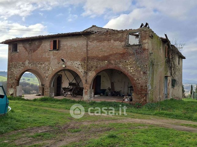 Rustico/casale in residenziale in 