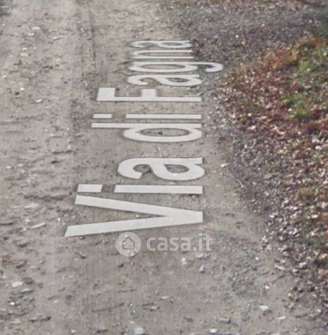 Box/posto auto in residenziale in Via di Fagna 2