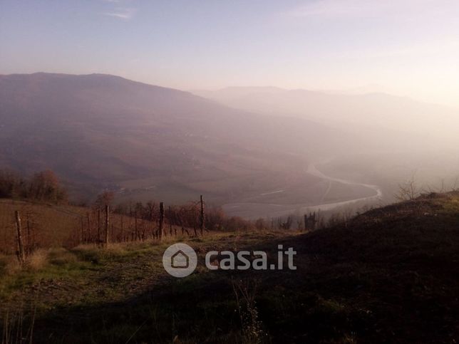 Rustico/casale in residenziale in Strada senza nome