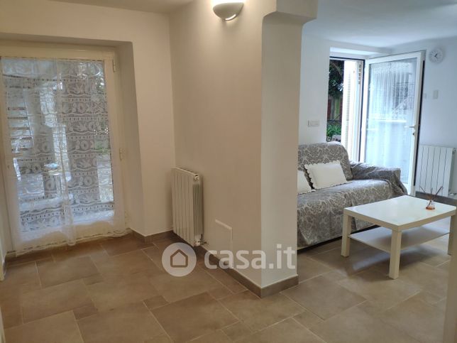 Appartamento in residenziale in Via Marina Giulia