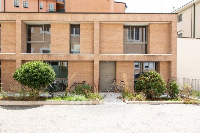 Ufficio in commerciale in Via Giovanni Chiassi 20