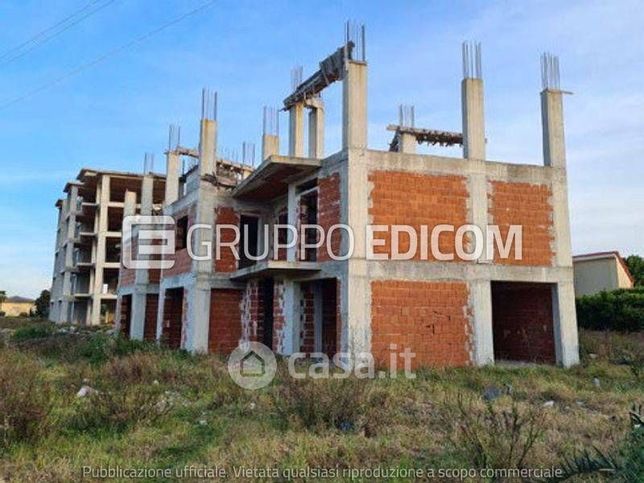 Terreno agricolo in commerciale in Viale Luigi Cadorna