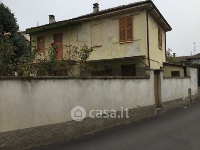 Casa indipendente in residenziale in Via Mons Passerini 96