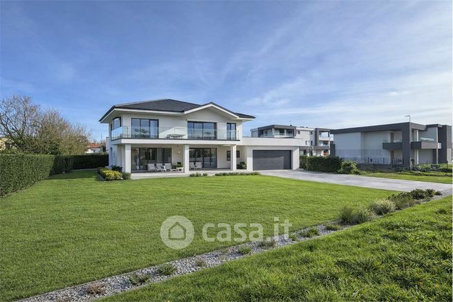 Terreno edificabile in residenziale in Via Vittorio Veneto