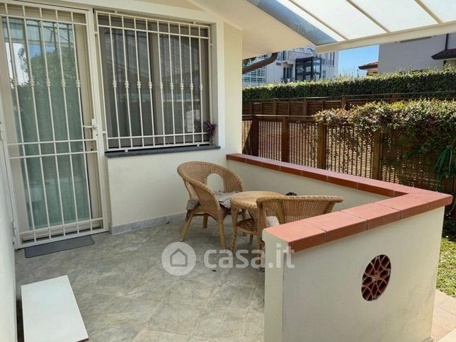 Appartamento in residenziale in Via Edmondo de Amicis 2