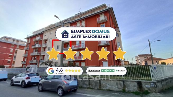 Appartamento in residenziale in Via Monte Nero