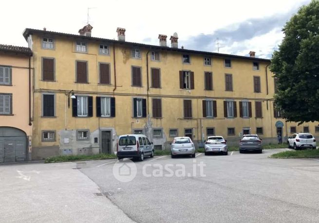 Appartamento in residenziale in Via IV Novembre 3