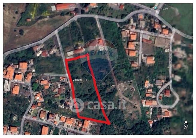 Terreno agricolo in commerciale in Via della Vinazza 14
