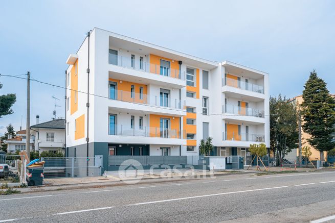 Appartamento in residenziale in Via Adriatica