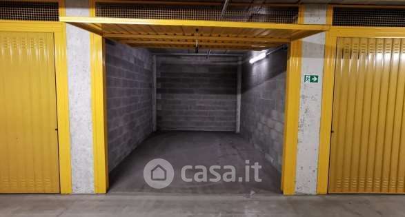 Garage/posto auto in residenziale in Via Carlo Imbonati