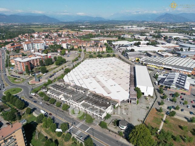 Terreno edificabile in residenziale in Strada Torino 23