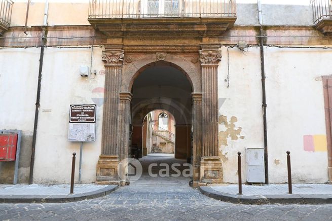 Casa indipendente in residenziale in Via Garibaldi 80