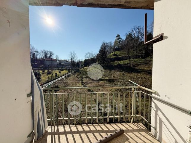 Appartamento in residenziale in Via Monte Ferrando 33