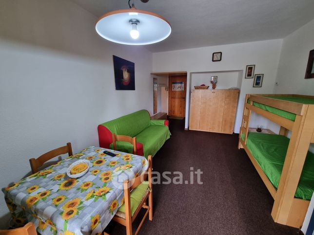 Appartamento in residenziale in Via Ortigara 25