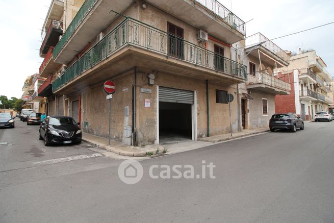 Garage/posto auto in residenziale in Via Casaurro 39